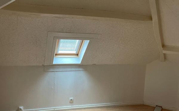 Appartement à louer    3 pièces • 56 m2 Cosne-Cours-sur-Loire