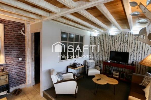 Local d'activité avec boutique , bureaux et appartement de fonction