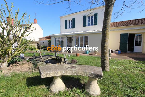 Vente Maison135 m² - 6 Pièces - SAINT MICHEL EN L HERM (85580)