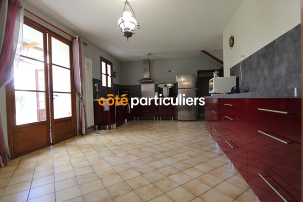 Vente Maison135 m² - 6 Pièces - SAINT MICHEL EN L HERM (85580)