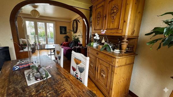 Grande maison 5 chambres + sous sol total