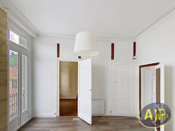 Vente appartement Bordeaux : 255 000 € - AJP Immobilier Le Bouscat