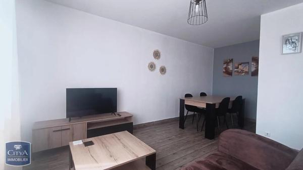 Appartement à louer 2 pièces 43.42m² Châteauroux (36000)