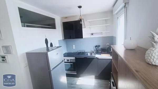 Appartement à louer 2 pièces 43.42m² Châteauroux (36000)