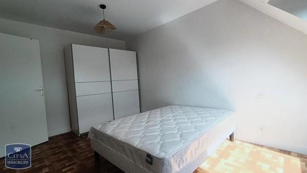 Appartement à louer 2 pièces 43.42m² Châteauroux (36000)