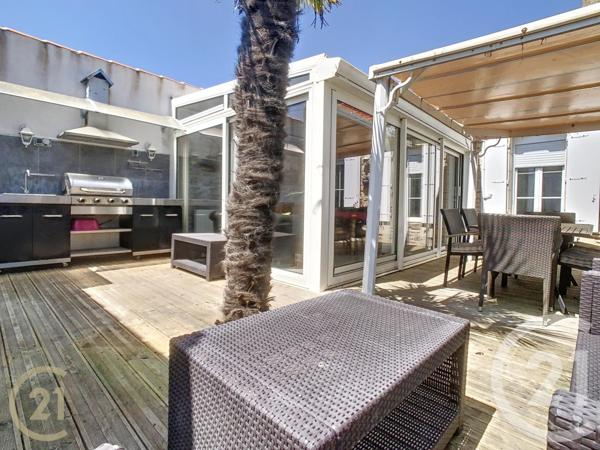 Maison à vendre  7 pièces - 182 m2 PORT DES BARQUES - 17