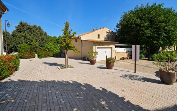 Maison à vendre    5 pièces •  Dions