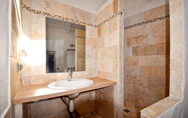 Maison à vendre    5 pièces •  Dions