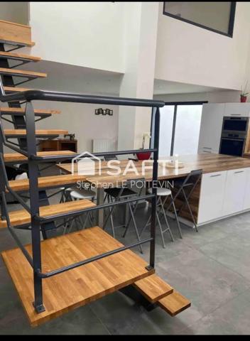 Maison T5 type loft avec garage et terrasse