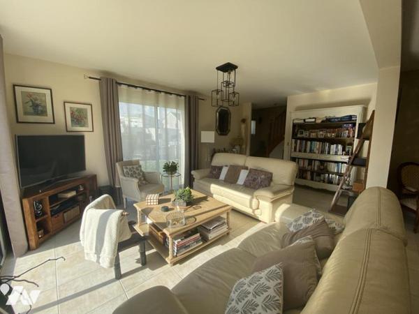 SAINT-ANDRE-DES-EAUX - MAISON FAMILIALE 5 CHAMBRES - BEAUX VOLUMES