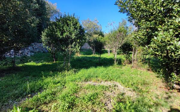 Terrain à vendre    Alès