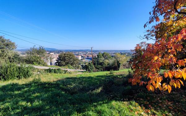 Terrain à vendre    Alès