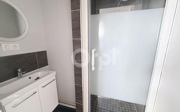 Appartement à vendre    2 pièces • 32,95 m2 Melun