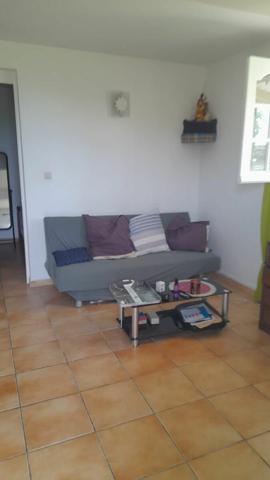 Appartement à louer    2 pièces • 29 m2 Le Gosier