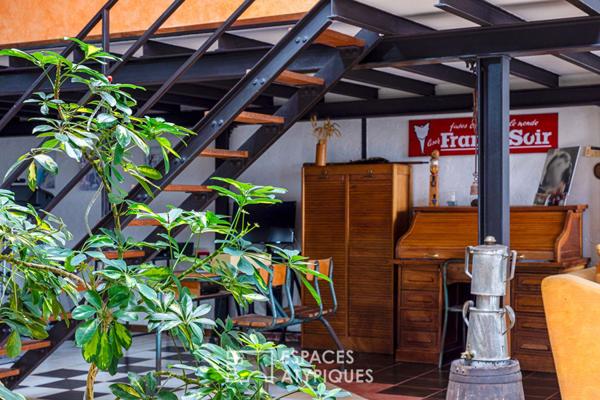 Loft unique au coeur du village de Montigny. Expression pure, volume et lumière !