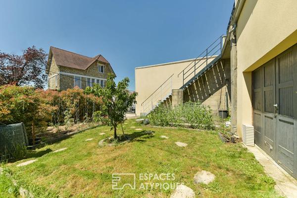 Loft unique au coeur du village de Montigny. Expression pure, volume et lumière !