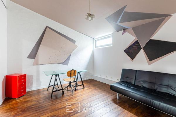 Loft unique au coeur du village de Montigny. Expression pure, volume et lumière !