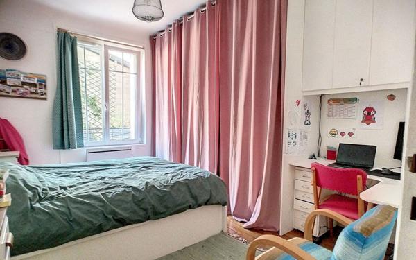 Appartement à vendre    4 pièces • 87,37 m2 Issy-les-Moulineaux