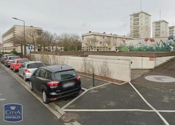 Parking à louer 15m² Orléans (45000)