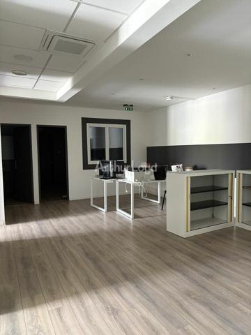 BUREAUX à LOUER de 132 m²