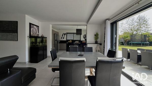 Maison à vendre 5 pièces 140 m² Carpiquet
