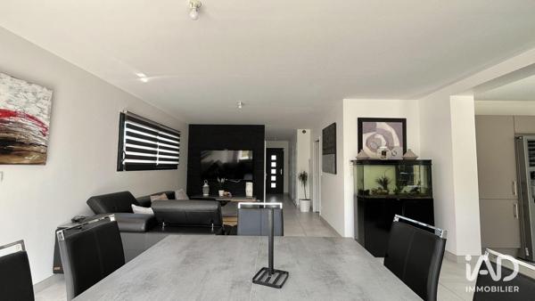 Maison à vendre 5 pièces 140 m² Carpiquet