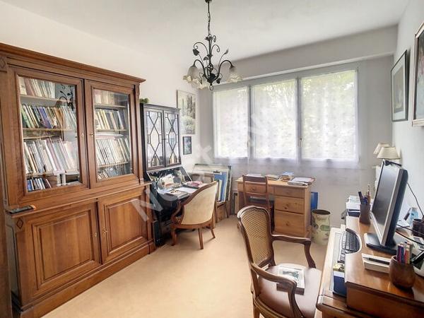 Grand Appartement Avrille PARC DE LA HAYE