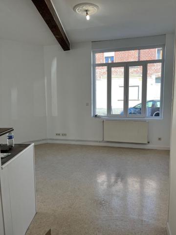 A LOUER APPARTEMENT EN RDC QUARTIER REMICOURT  A ST QUENTIN 02100.