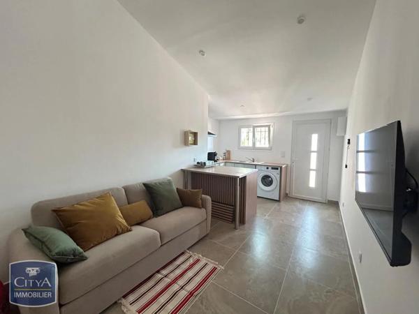Appartement à louer 1 pièce 17.42m² Nîmes (30000)