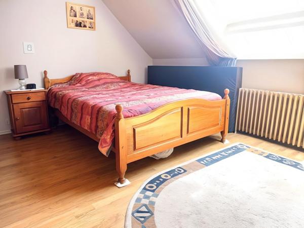 Maison familiale avec jardin, au calme.