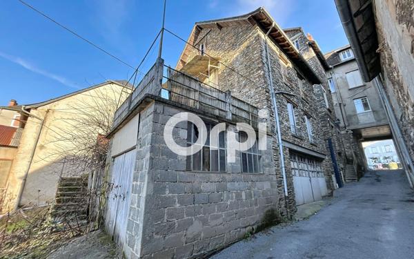 Maison à vendre    2 pièces •  Allassac