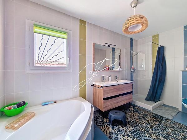 Maison T5 4 chambres 111 m²