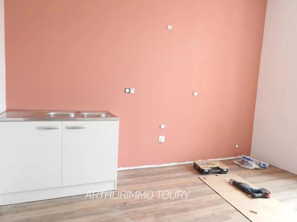 Location                                                      Maison de village
                        
                     4 pièces                      93 m2                     à Janville-en-Beauce