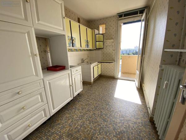 Appartement à vendre à Tours dans l'Indre-et-Loire (37000), ref : 003/2549   
Beaujardin