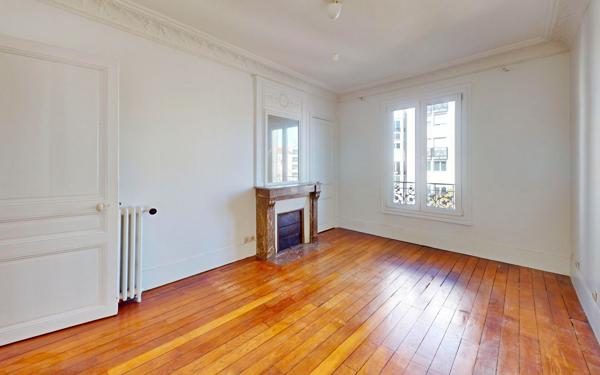 Appartement à vendre    4 pièces • 69,01 m2 Montrouge