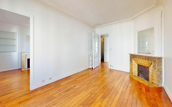 Appartement à vendre    4 pièces • 69,01 m2 Montrouge