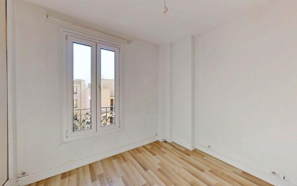 Appartement à vendre    4 pièces • 69,01 m2 Montrouge