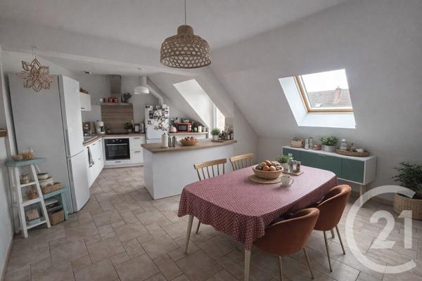 Appartement F4 à vendre  5 pièces - 98,54 m2 DOLE - 39