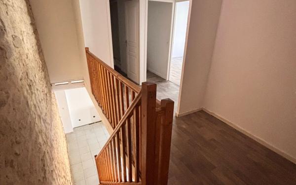 Appartement à vendre    3 pièces • 78,64 m2 Saint-Gilles