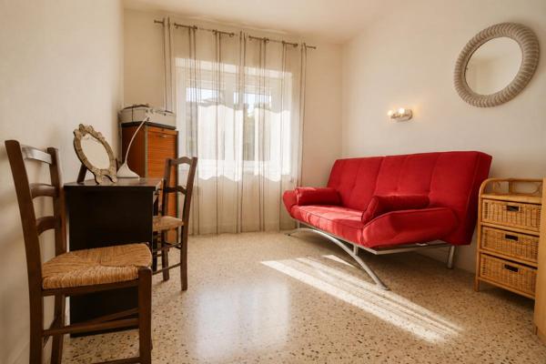 Maison Ginestas 4 pièce(s) 93 m2