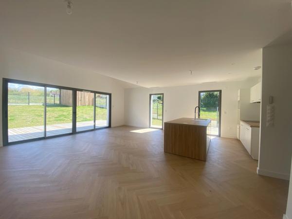 Maison neuve 4 chambres secteur Yvrac/tresses/artigues