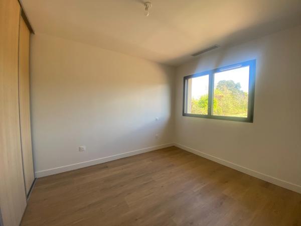 Maison neuve 4 chambres secteur Yvrac/tresses/artigues