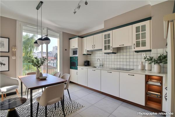 MAISON 4 CHAMBRES ET BUREAU