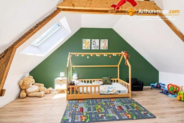 Vente                                                      Maison
                        
                     5 pièces                      140 m2                     à Val-d'Izé