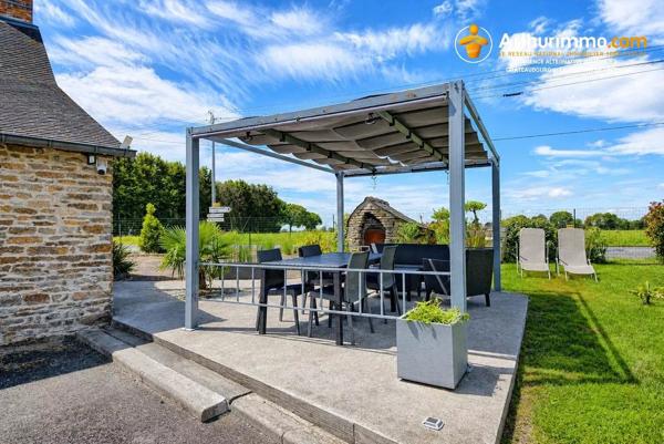 Vente                                                      Maison
                        
                     5 pièces                      140 m2                     à Val-d'Izé