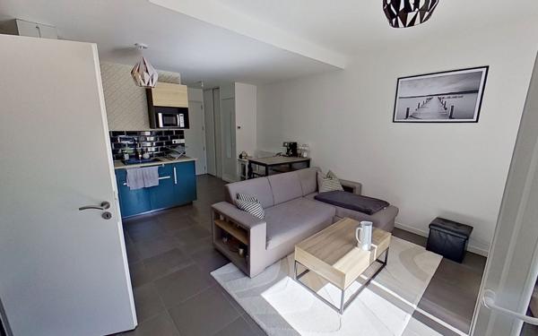 Appartement à vendre    3 pièces • 60 m2 La Tour-de-Salvagny