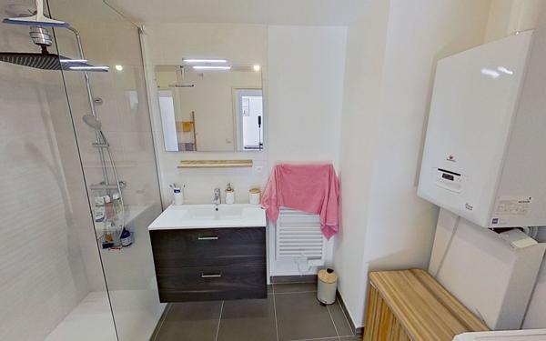 Appartement à vendre    3 pièces • 60 m2 La Tour-de-Salvagny