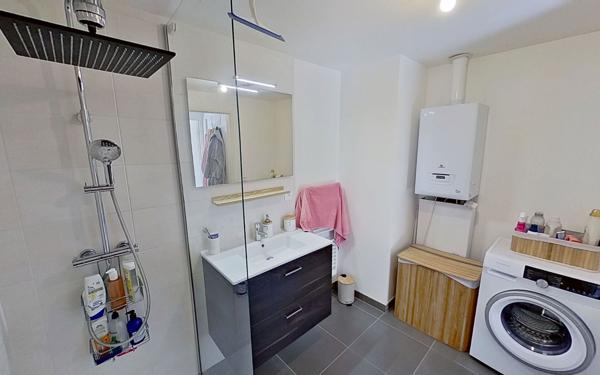 Appartement à vendre    3 pièces • 60 m2 La Tour-de-Salvagny