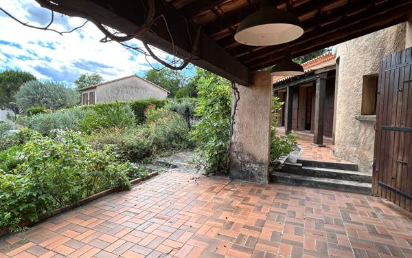 Maison à vendre    5 pièces •  Vinsobres