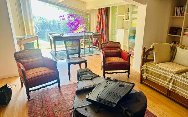 Maison à vendre    5 pièces • 245 m2 La Seyne-sur-Mer